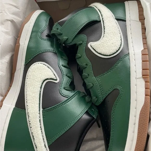 Nike Dunk High Retro Chenille Swoosh University Gorge Green - Picture 2 of 4